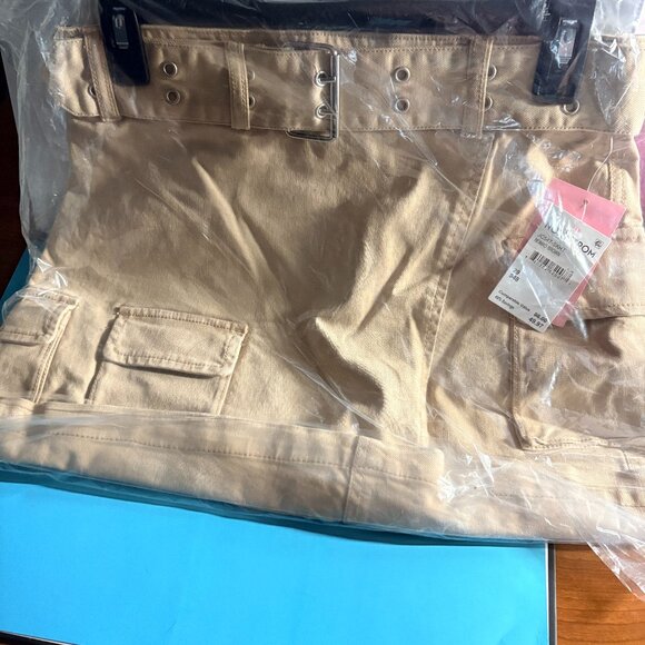 Juicy Couture Mini Cargo Skirt with Belt Womens Size 29 Nomad Brown JC547 NWT - Picture 1 of 5